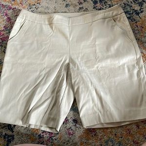 Time and Tru Bermuda shorts